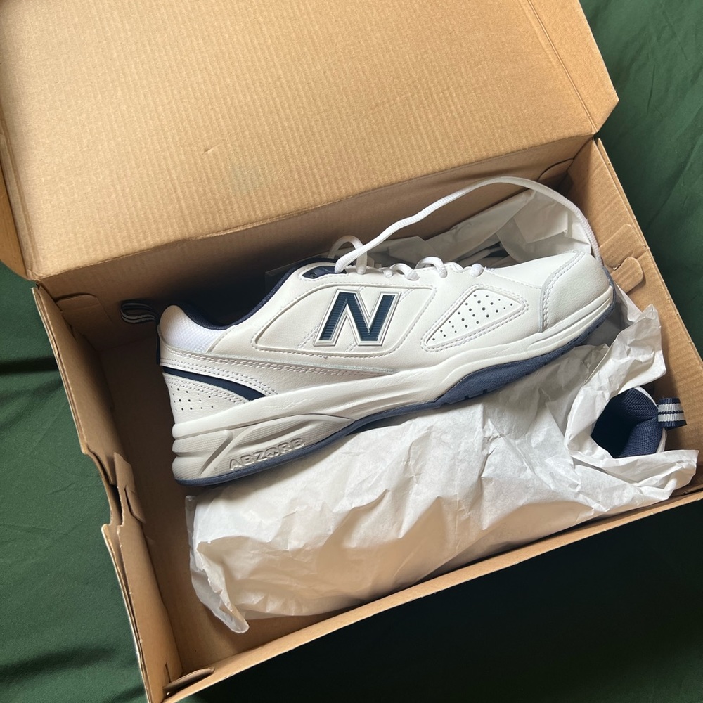 NWT New balance (men’s)